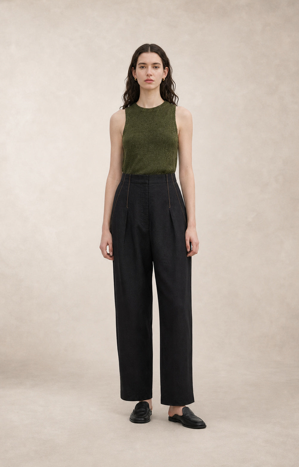 Black Linen Carrot-Fit Trousers