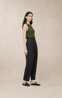 Black Linen Carrot-Fit Trousers