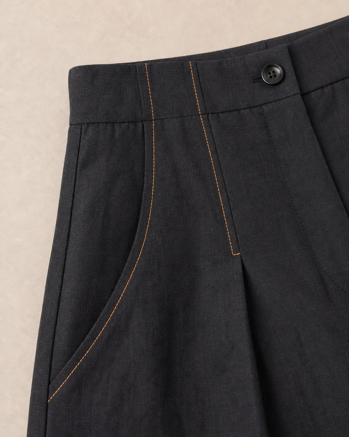 Black Linen Carrot-Fit Trousers