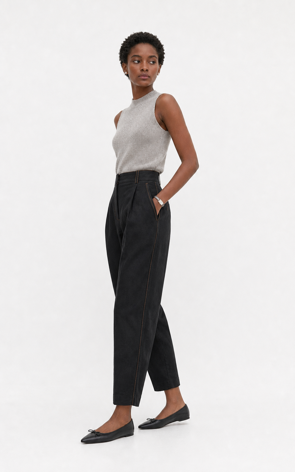 Black Linen Carrot-Fit Trousers