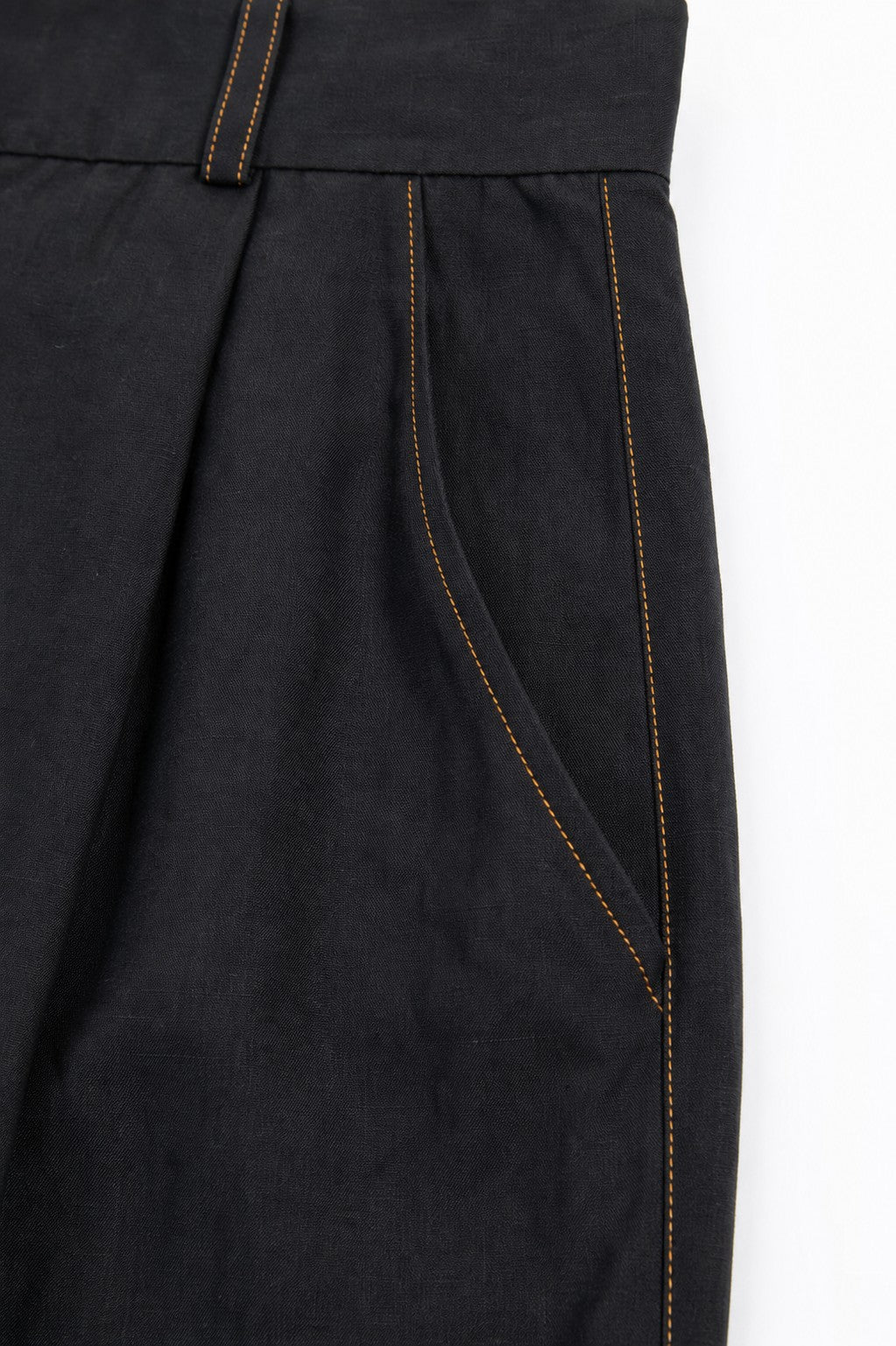 Black Linen Carrot-Fit Trousers