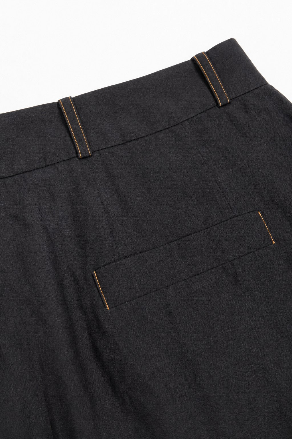 Black Linen Carrot-Fit Trousers