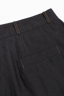 Black Linen Carrot-Fit Trousers