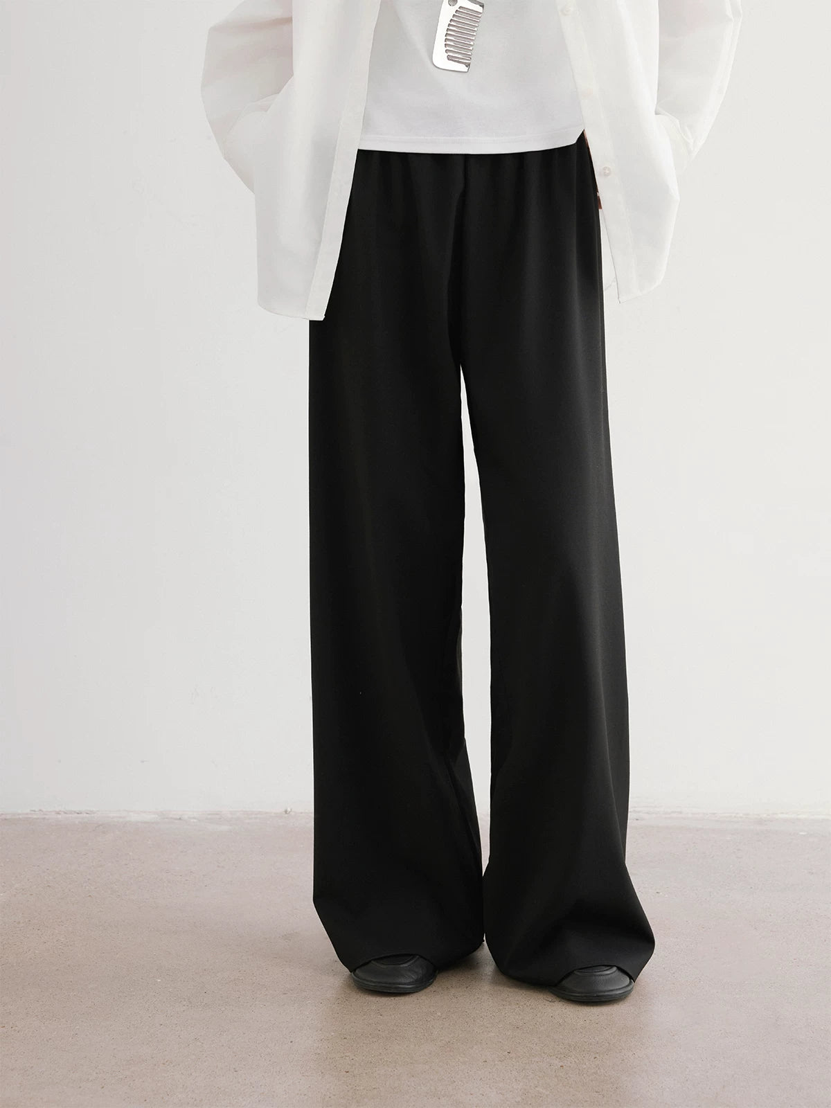 Wool-Look Wide-Leg Airy Trousers