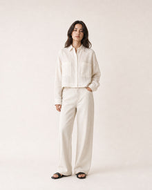 Big-Pocket Cropped Linen Shirt